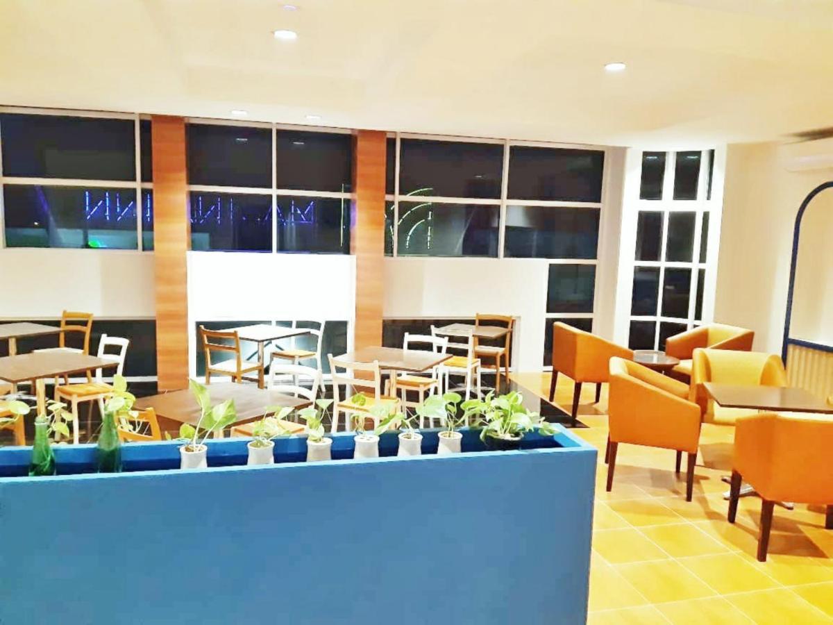 Madina Inn Yogyakarta Bagian luar foto