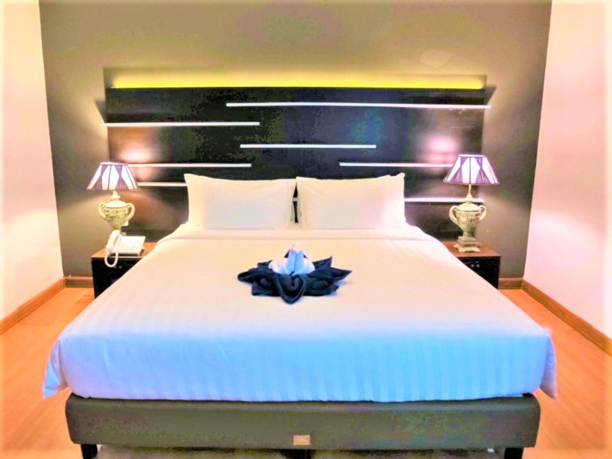 Madina Inn Yogyakarta Bagian luar foto